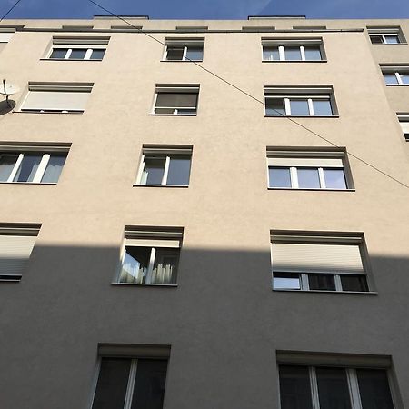 Vienna Downtown River Apartment Екстер'єр фото